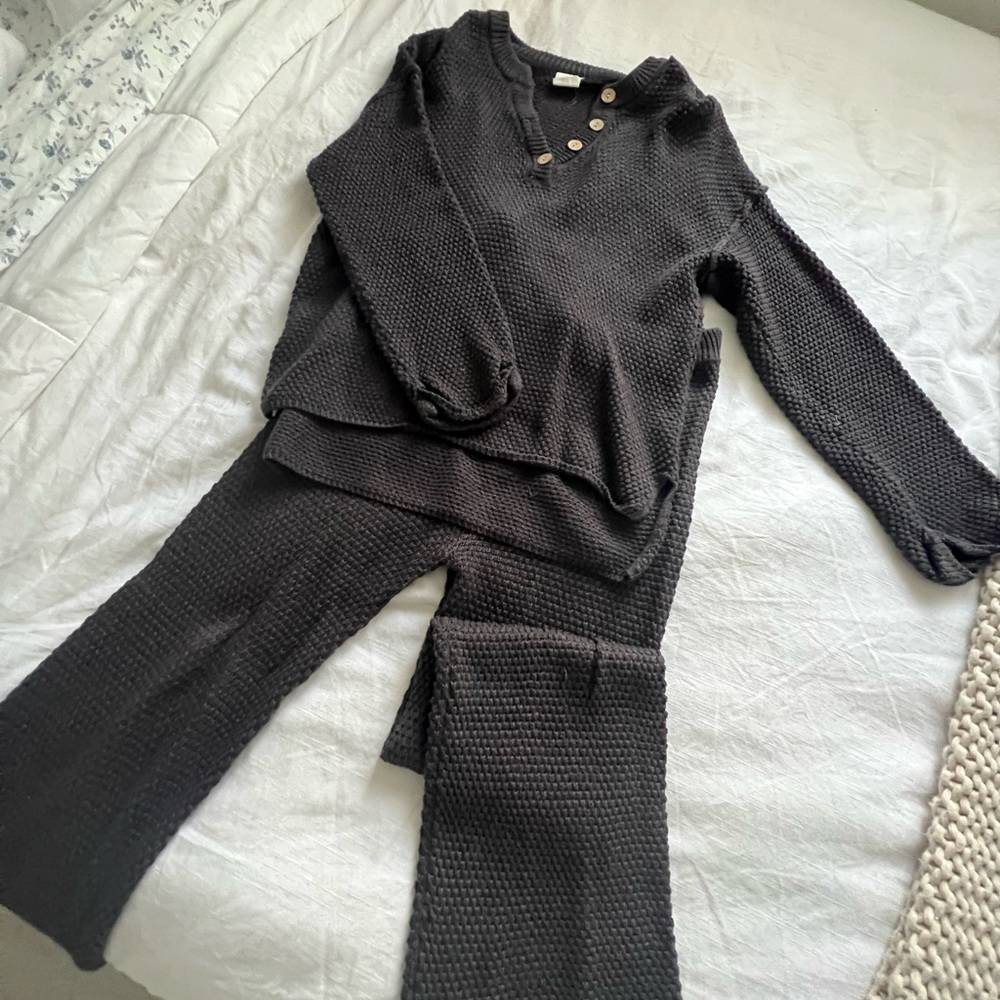 Two piece set